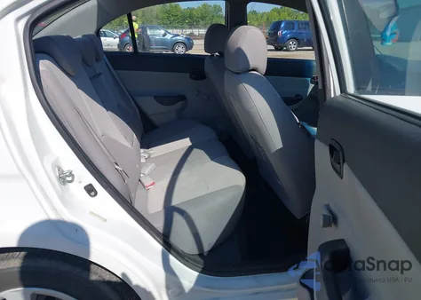 2009 Hyundai Accent Gls z USA, uszkodzony, nr VIN KMHCN46C19U367059